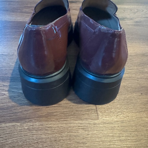 Naturalizer Women's Burgundy Loafers with Tassels NWOT - Picture 11 of 12